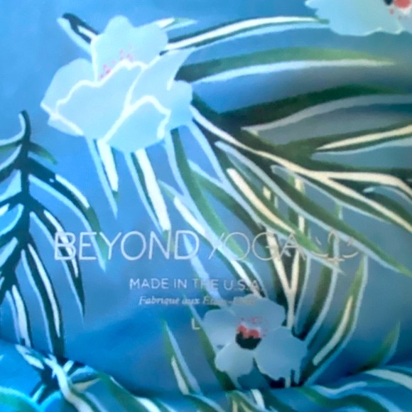 Beyond Yoga Floral Lux Print High Waisted Leggings Floral Print Midi Active - Picture 6 of 7